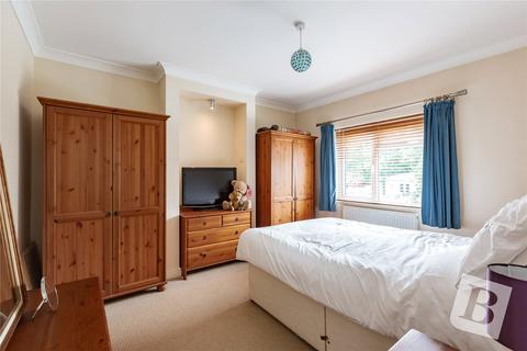 3 bedroom terraced house for sale, Seymer Road, Romford, RM1