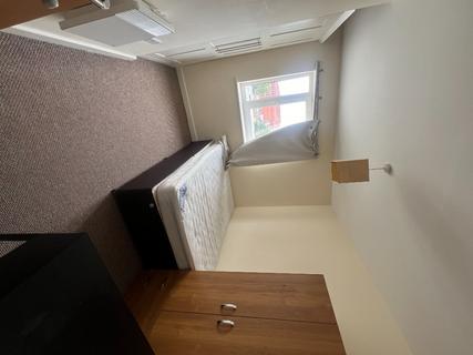 2 bedroom apartment to rent, Kayley House, New Hall Lane, Preston, PR1