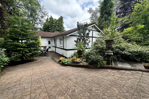 3 bedroom detached bungalow for sale, Tylacoch Place, Treorchy, Rhondda Cynon Taff. CF42 6DH