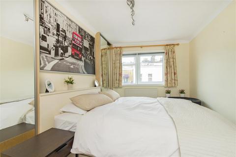 2 bedroom flat for sale, Wilton Road, SW1V