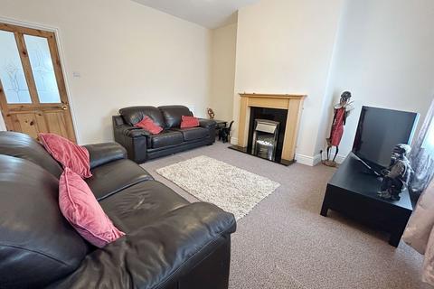 3 bedroom end of terrace house for sale, Heath Road, Ashton-in-Makerfield, Wigan, WN4 9HH