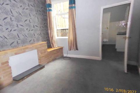 2 bedroom terraced house to rent, Turner Street, Stoke-on-Trent ST1