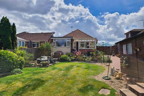 3 bedroom detached bungalow for sale, Kinross Road, Totton SO40