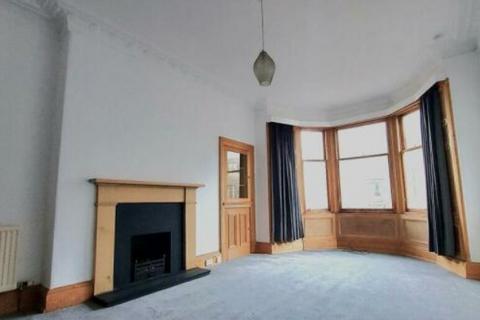 2 bedroom flat to rent, (2F) EAST CLAREMONT STREET, EDINBURGH, EH7