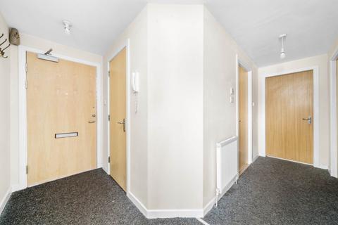 2 bedroom flat for sale, Dalveen Street, Glasgow G32