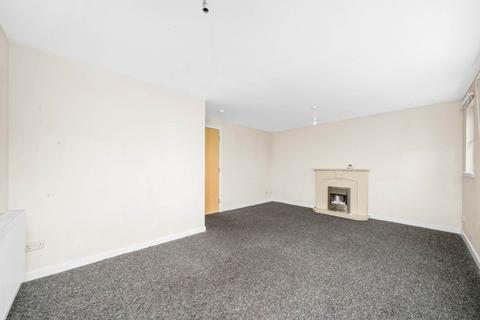 2 bedroom flat for sale, Dalveen Street, Glasgow G32