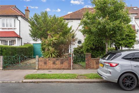 4 bedroom semi-detached house for sale, The Chase, London, SW16