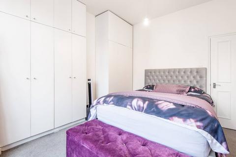 1 bedroom flat for sale, Brondesbury Villas, Queen's Park, London, NW6