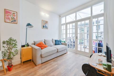 1 bedroom flat for sale, Brondesbury Villas, Queen's Park, London, NW6