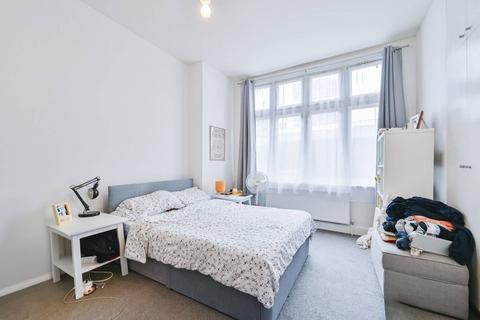 1 bedroom flat for sale, Brondesbury Villas, Queen's Park, London, NW6