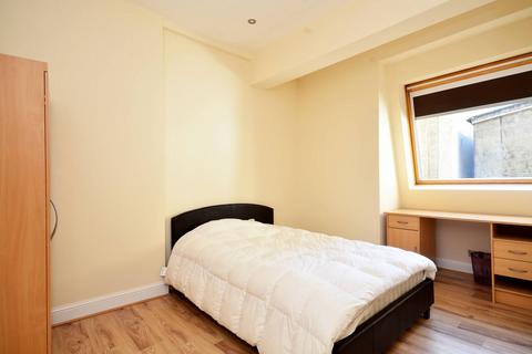 2 bedroom flat to rent, Tottenham Court Road, Fitzrovia, London, W1T