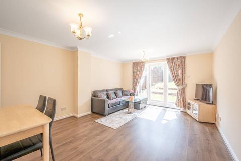 3 bedroom terraced house for sale, Heton Gardens, Hendon, London, NW4