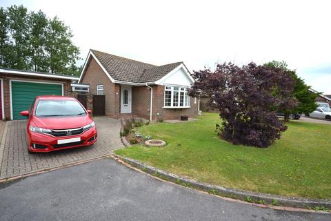 2 bedroom detached bungalow for sale, St Johns Close, Bognor Regis