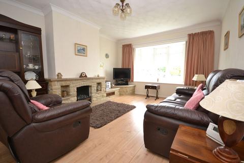 2 bedroom detached bungalow for sale, St Johns Close, Bognor Regis