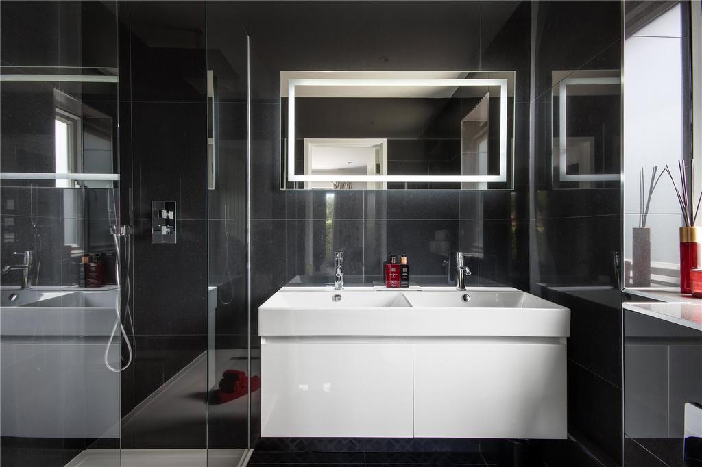 En Suite Shower Room