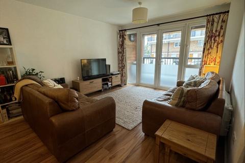 2 bedroom flat to rent, Millstream Road London Bridge SE1