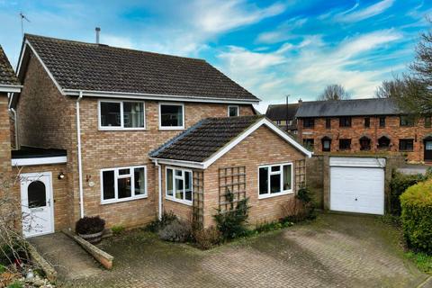 4 bedroom link detached house for sale, Western Drive, Milton Keynes MK19