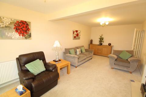 19 Avery Close, Lutterworth, LE17 4PX