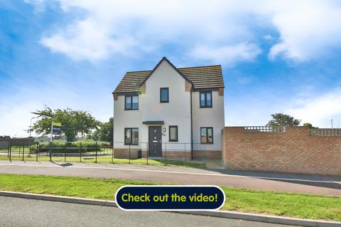 3 bedroom semi-detached house for sale, Gypsy Moth Lane, Kingswood, Hull, HU7 3LQ