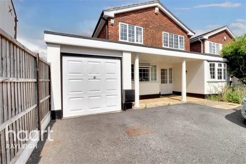 4 bedroom detached house to rent, Eastwood Road, Rayleigh