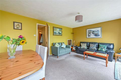 3 bedroom terraced house for sale, Wheatear Drive, Petersfield, Hampshire