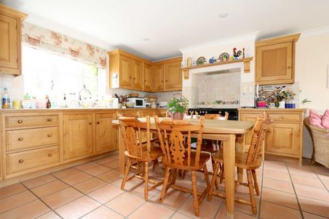 4 bedroom semi-detached house for sale, Clifford Terrace, Wootton, OX20