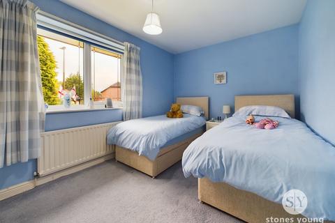 27 Beardwood Park, Blackburn, BB2 7BW