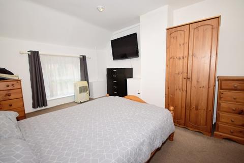 1 bedroom apartment to rent, The Hornet Chichester PO19