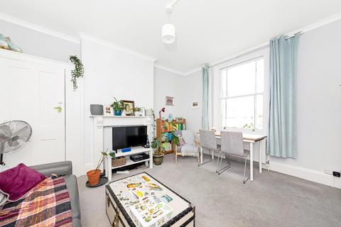 1 bedroom apartment for sale, Barry Road, East Dulwich, London, SE22
