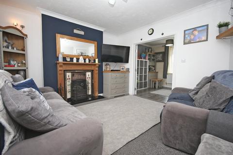 2 bedroom terraced house for sale, Lon Uchaf, Brynsiencyn, Llanfairpwll, Isle of Anglesey, LL61