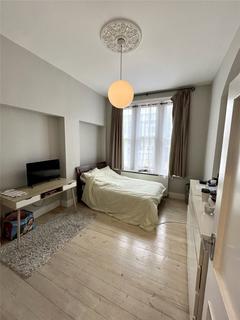 1 bedroom apartment to rent, Edge Hill, LONDON SW19