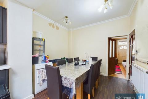 3 bedroom terraced house for sale, Chislehurst Place, Bradford, West Yorkshire, BD5