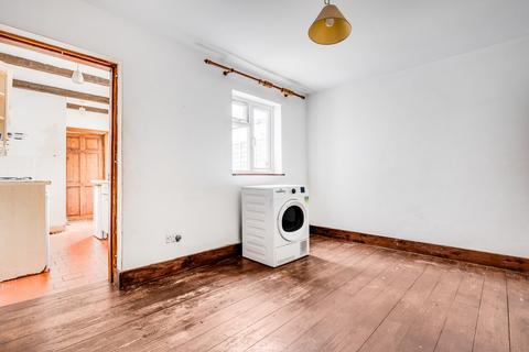 21 Adelphi Road, Epsom, KT17 1JB
