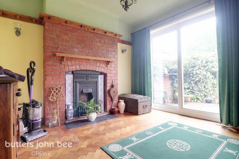 3 bedroom semi-detached house for sale, Crewe Road, Shavington