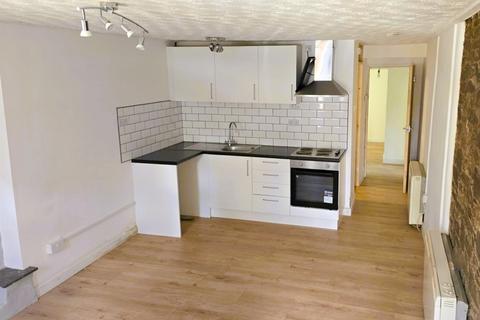 1 bedroom flat to rent, 37 Castle Street, Bodmin, Cornwall, PL31