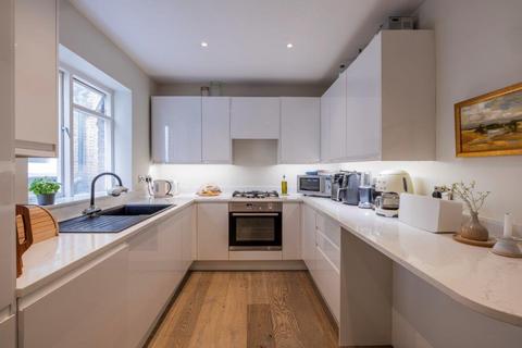 3 bedroom apartment for sale, Elsworthy Road, Primrose Hill, London, NW3