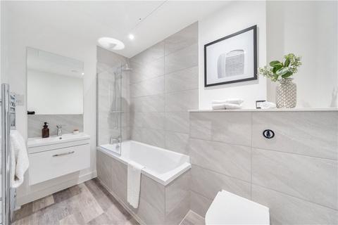 1 bedroom apartment for sale, Arklow Road, London