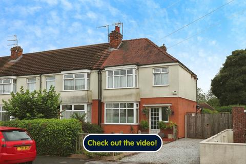 3 bedroom end of terrace house for sale, St Margarets Avenue, Cottingham, HU16 5NF