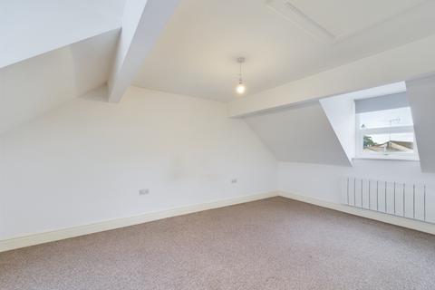 2 bedroom flat to rent, Park Street, Cheltenham, GL50