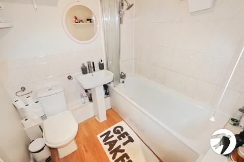 19 Woburn Close, London, SE28 8QZ