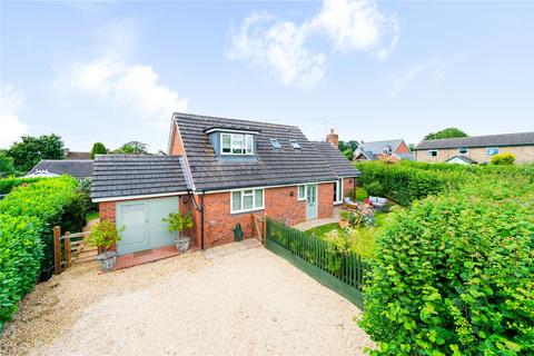 2 bedroom bungalow for sale, Almeley, Hereford, Herefordshire