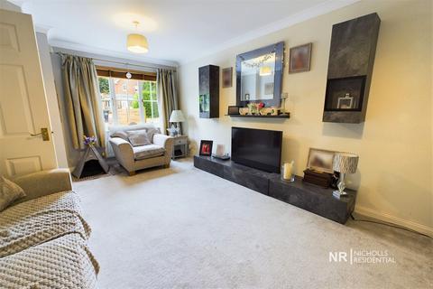 15 Galen Close, Epsom, KT19 7DL