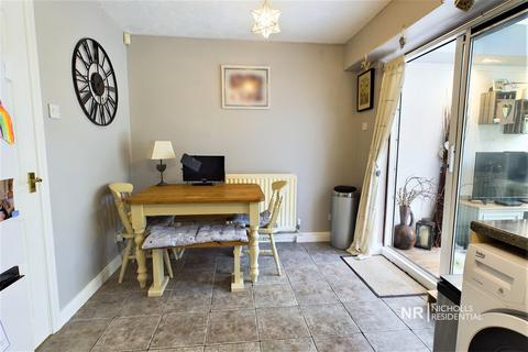 15 Galen Close, Epsom, KT19 7DL