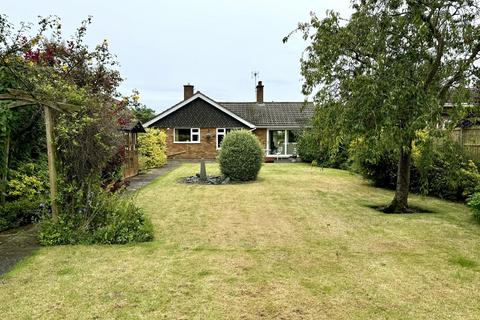 3 bedroom detached bungalow for sale, Henley Road, Ipswich IP1