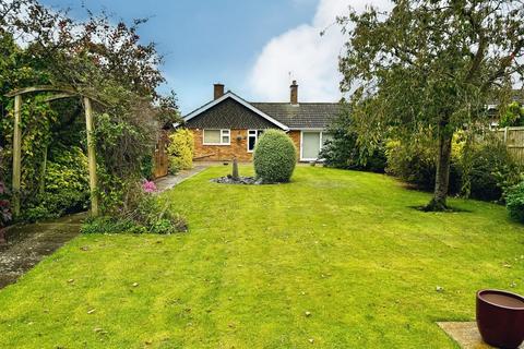 3 bedroom detached bungalow for sale, Henley Road, Ipswich IP1