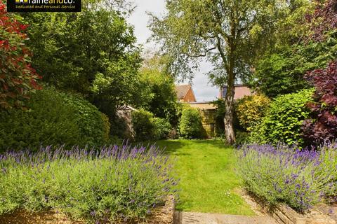 3 bedroom semi-detached house for sale, Fayerfield, Potters Bar