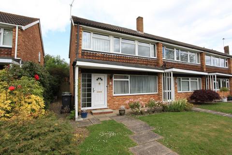 7 Fayerfield, Potters Bar, EN6 5DQ