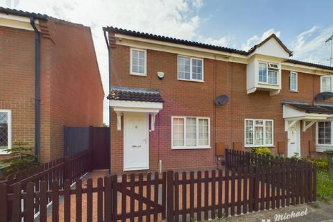 3 bedroom end of terrace house for sale, Lavender Walk, Aylesbury