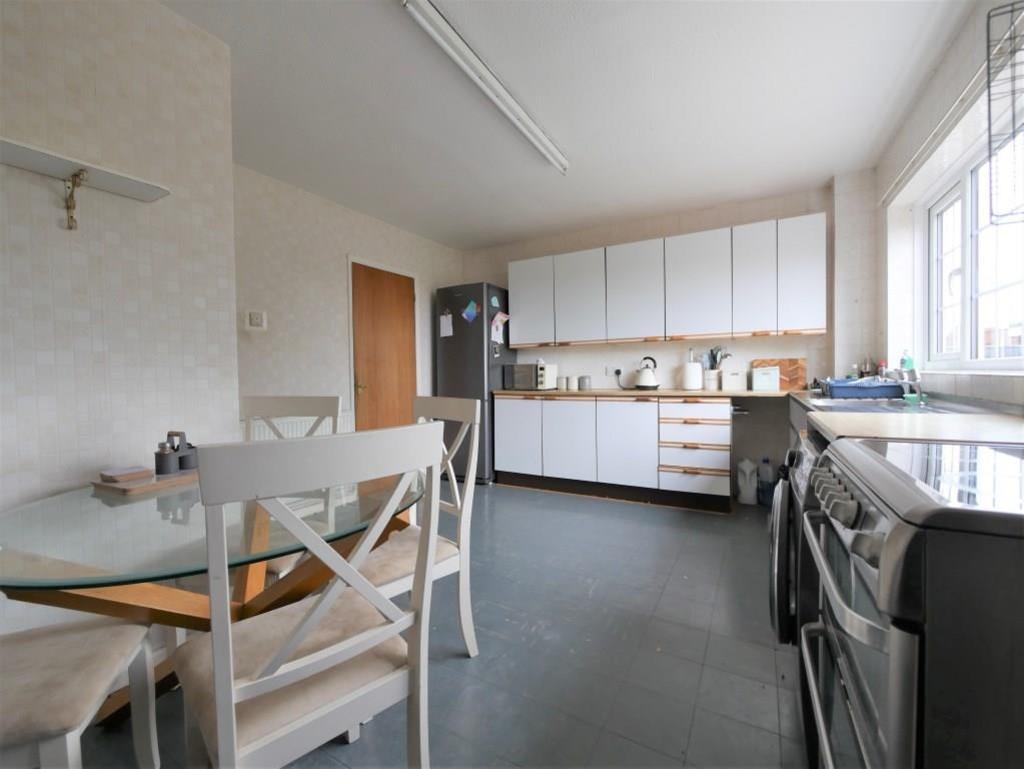 Kitchen2