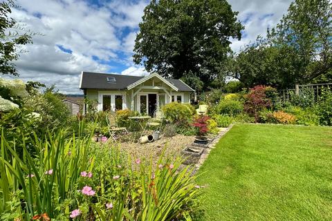 16 Bloomfield Grove, Bath, BA2 2BZ